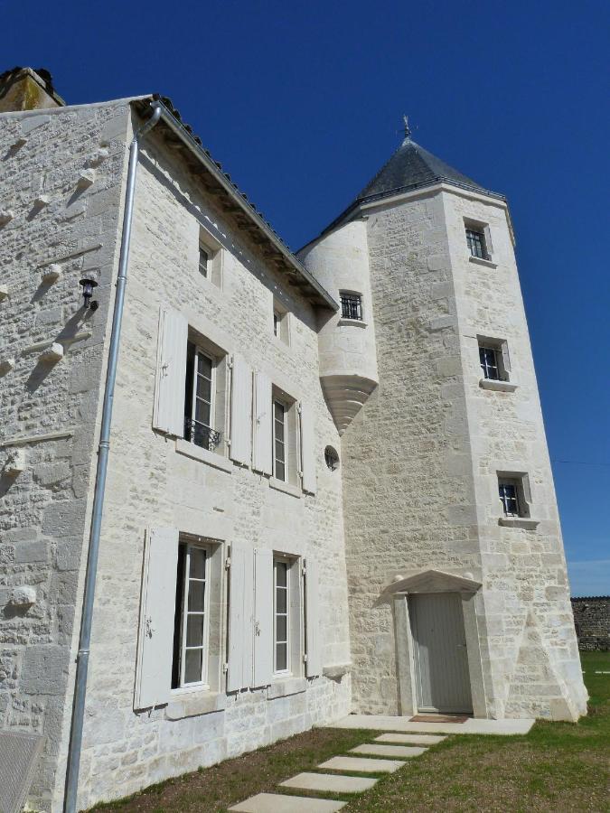 Logis De Pierre Levee Bed and Breakfast Bessines Exteriör bild